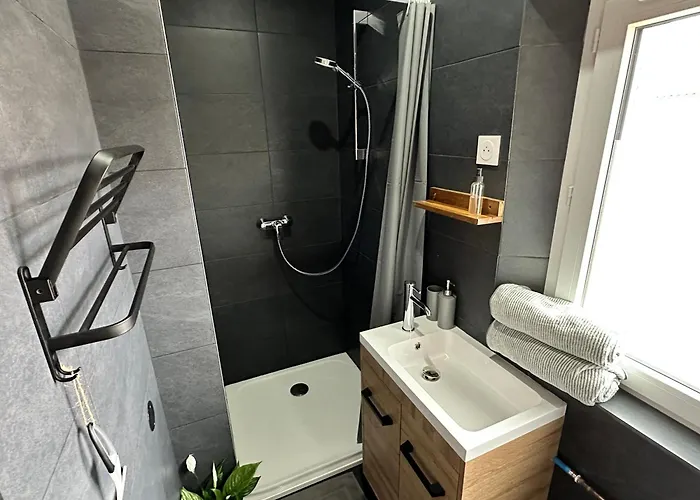 Petit Coin Cosy Derriere La Gare * Angoulême